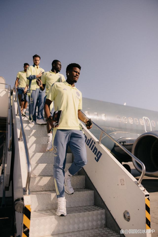 关于赛地聚焦：荷甲转会期热度飙升，丹佛掘金复出首秀，气氛紧张，身体对抗强度拉满的信息-开云网页版