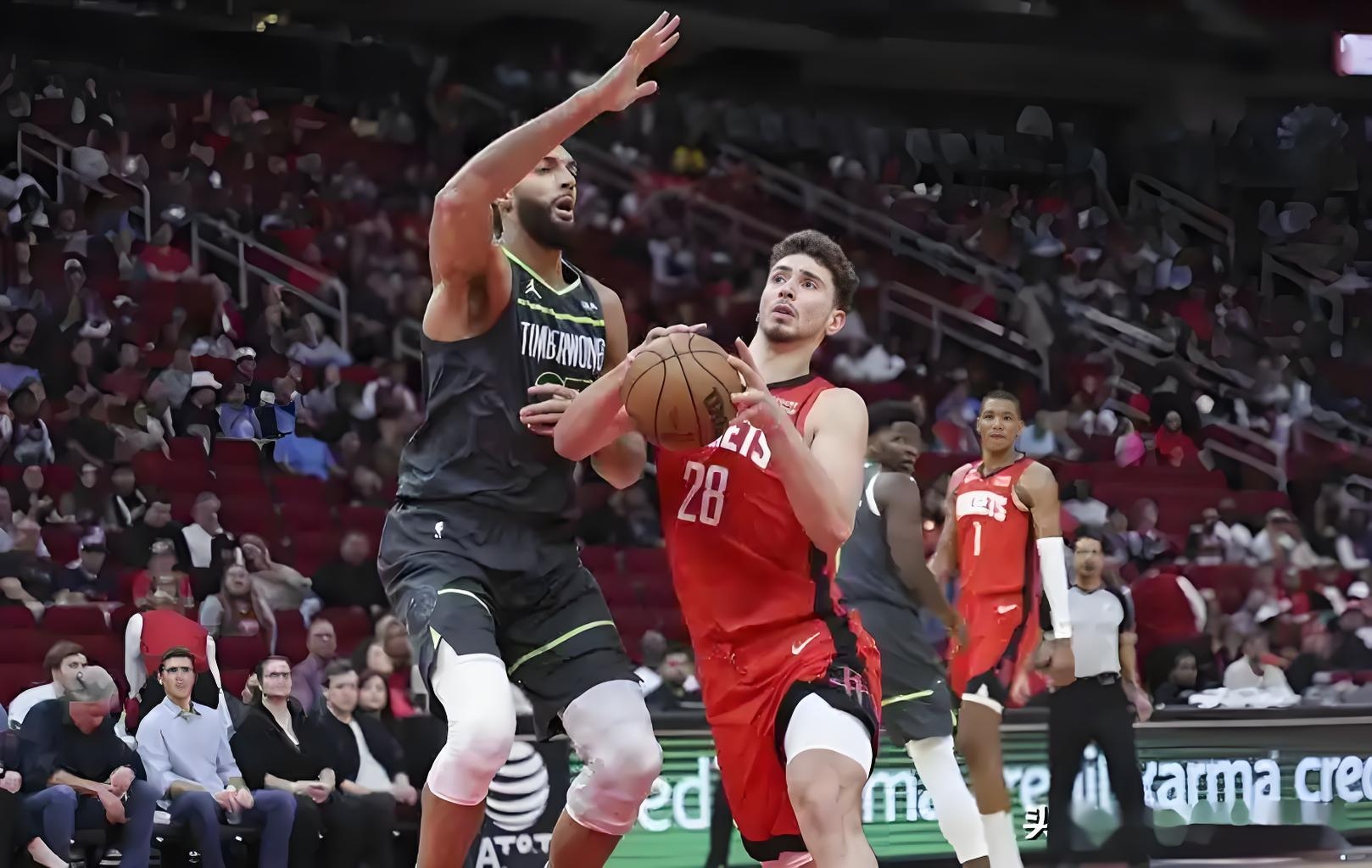 关于明尼苏达森林狼训练开放日，关键时刻篮板制胜引欢呼，NBA常规赛在即，更衣室氛围转暖的信息-开云在线入口