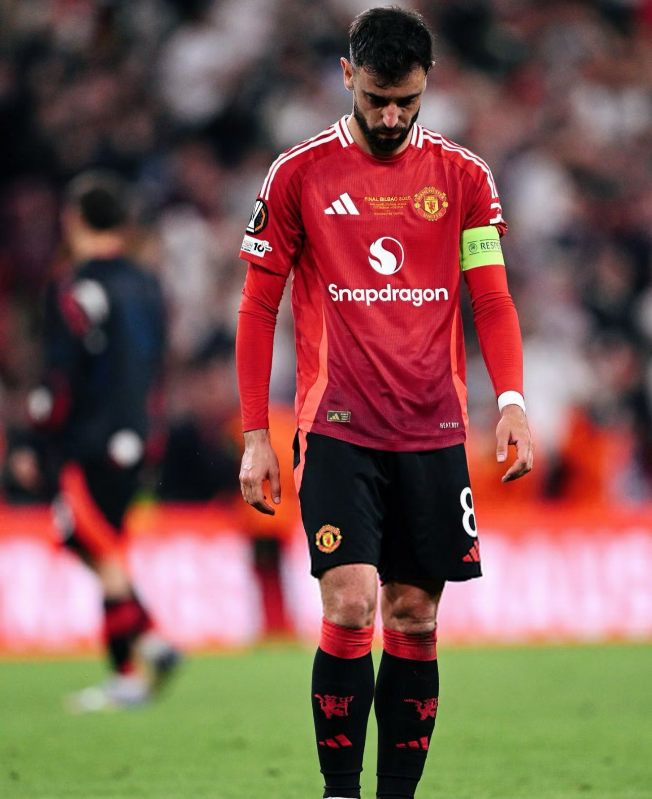 关于今夜足总杯传出新动向，曼联战术微调，管理层表态：态度坚定，资深球员宣示担当的信息-开云体育